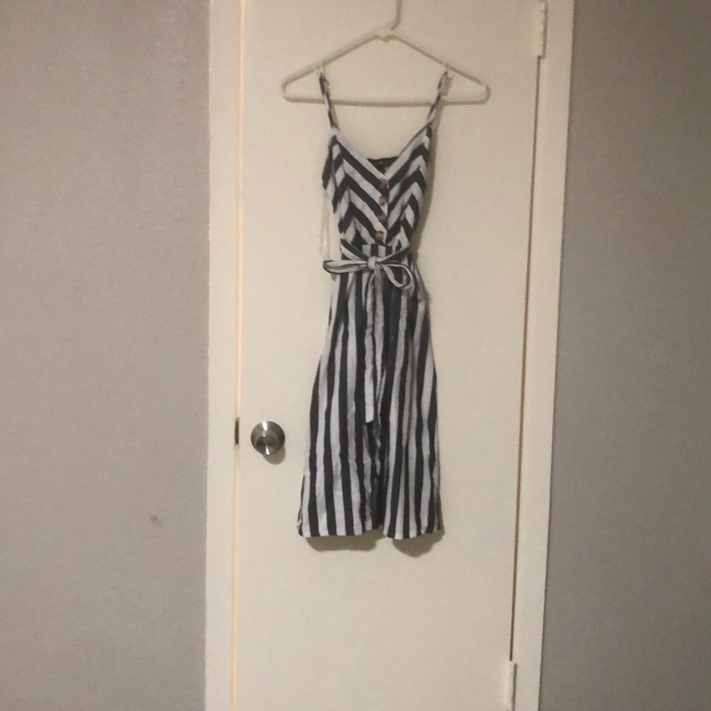 Linen dress